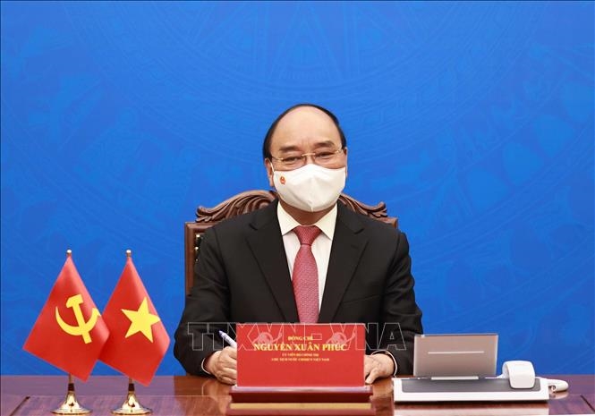 越南国家主席阮春福与中共中央总书记、国家主席习近平通电话